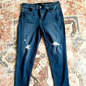 Lularoe distressed jean size 32